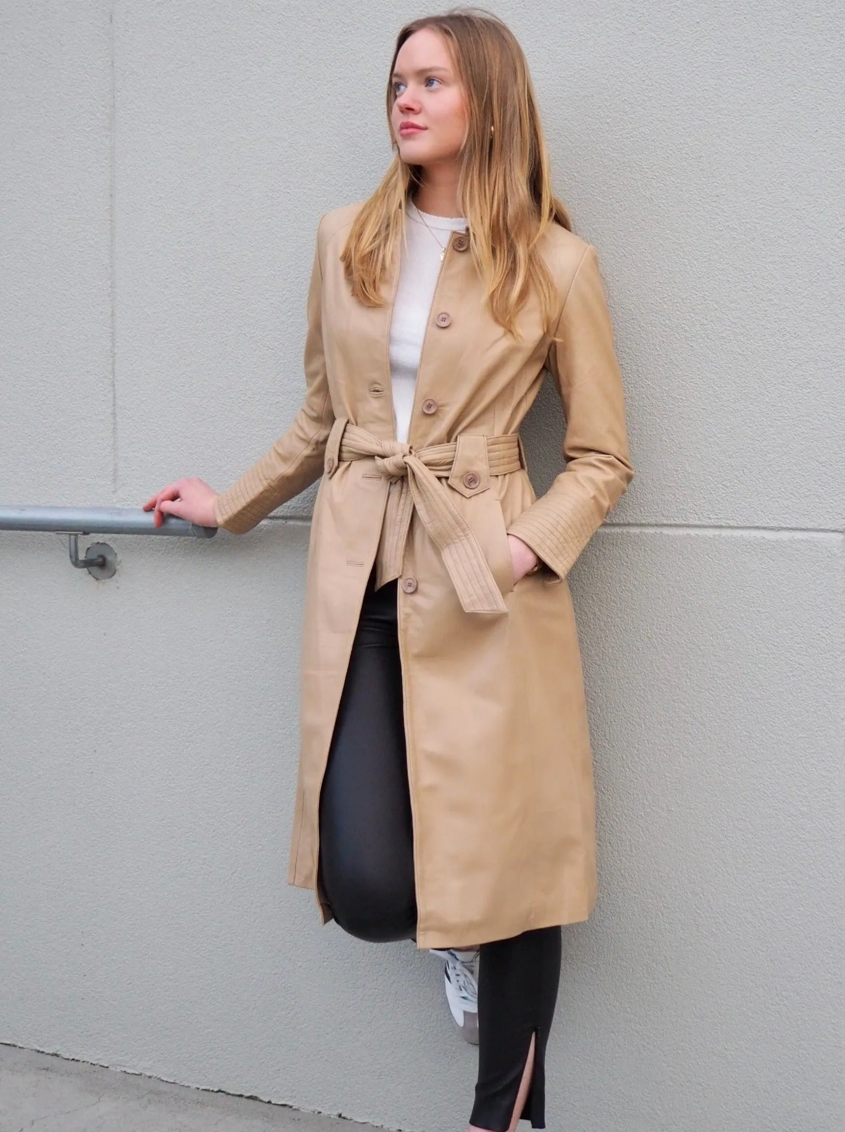 Claire Trench | Honey
