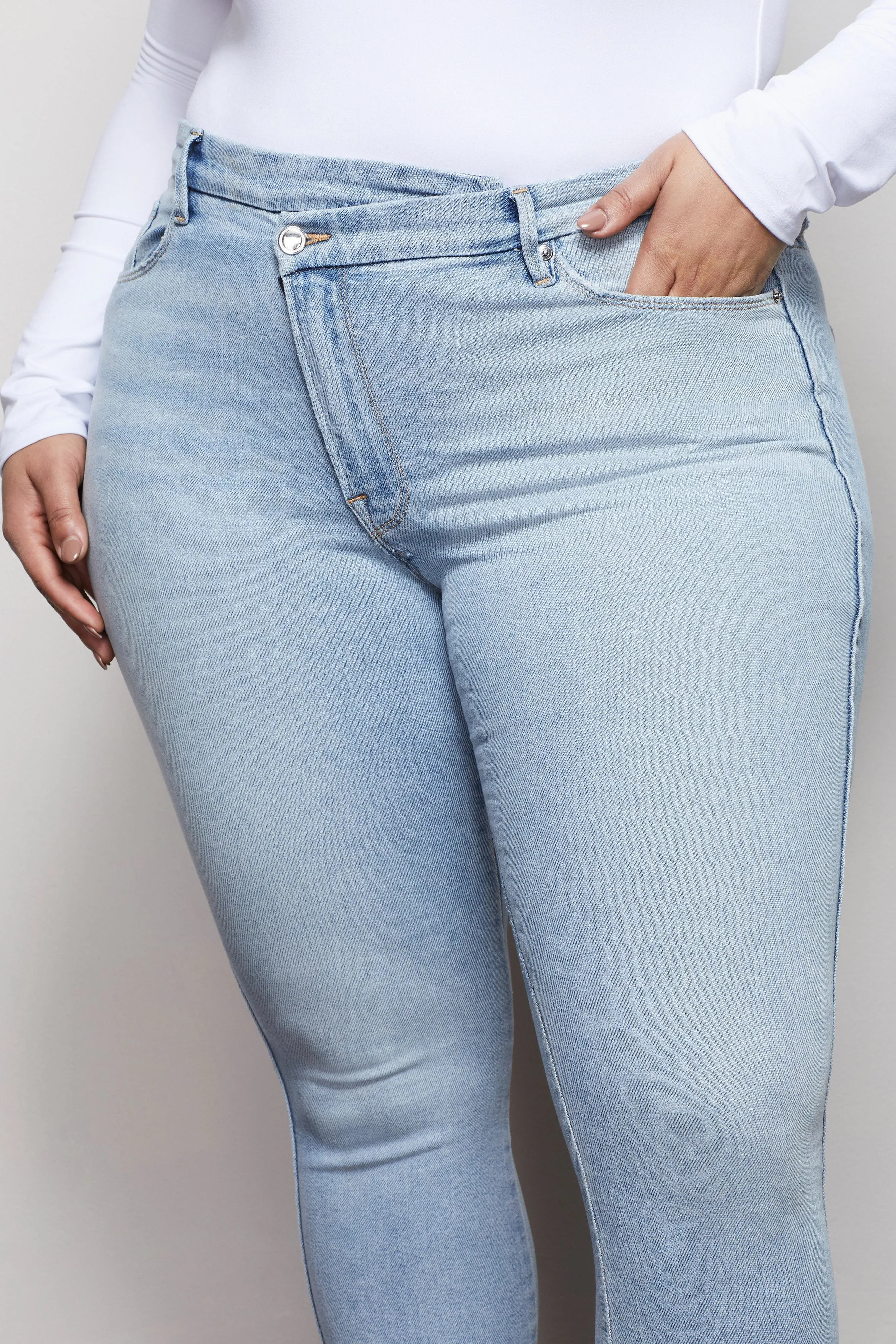 GOOD CURVE SKINNY CROSSOVER | BLUE410