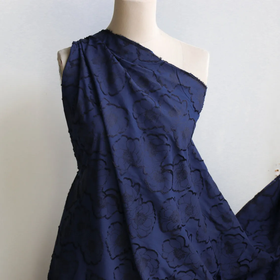 Mani Fiori Jacquard Navy/Black