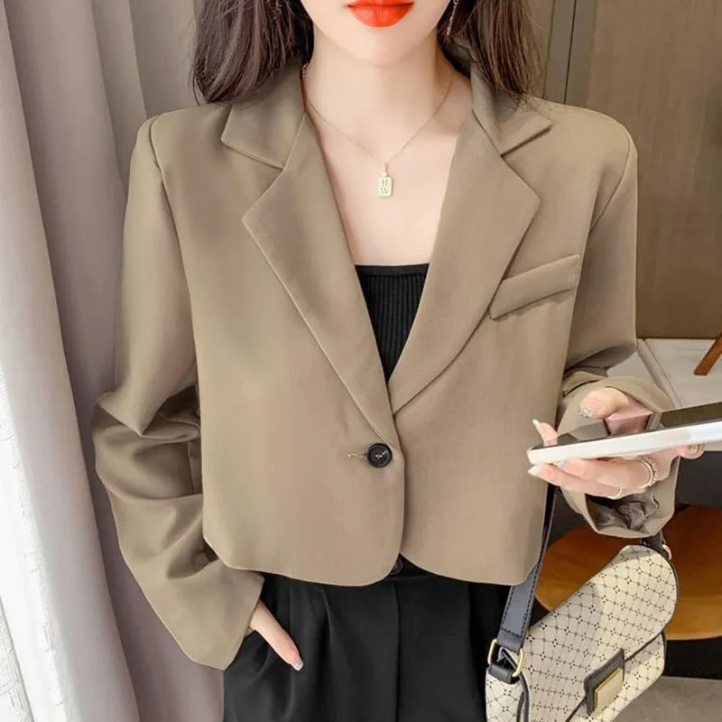 Minimalist Button Cropped Blazer