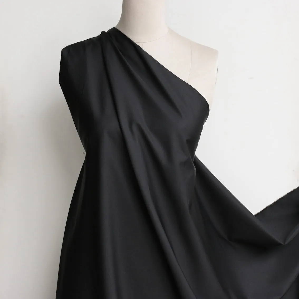 Moro Nero Poplin