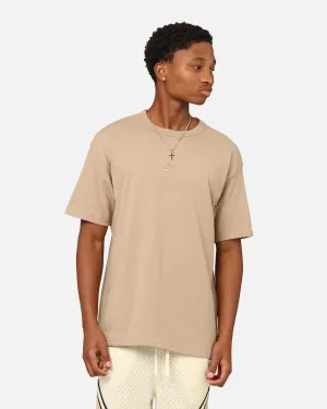 Nike Sportswear Premium Essentials Sustainable T-Shirt Khaki